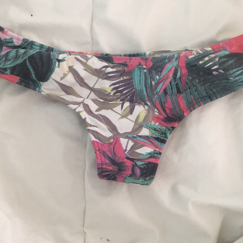 midori tropical print bottoms